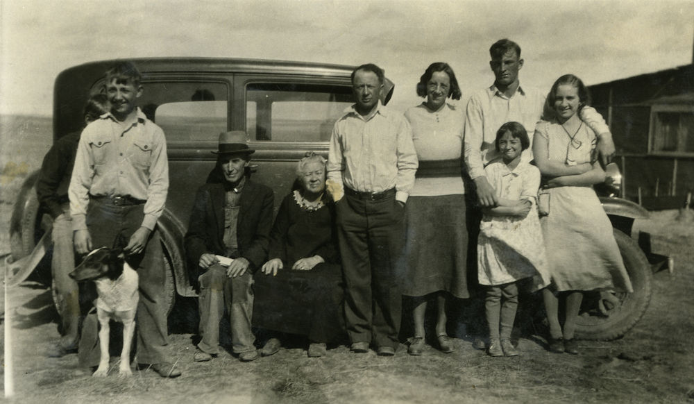 Karl Ullrich, Bill Rayner, HL and Mary Rayner, Lee Rayner, Bertha, Howard Welch, Ester Mae, Dorothy Rayner